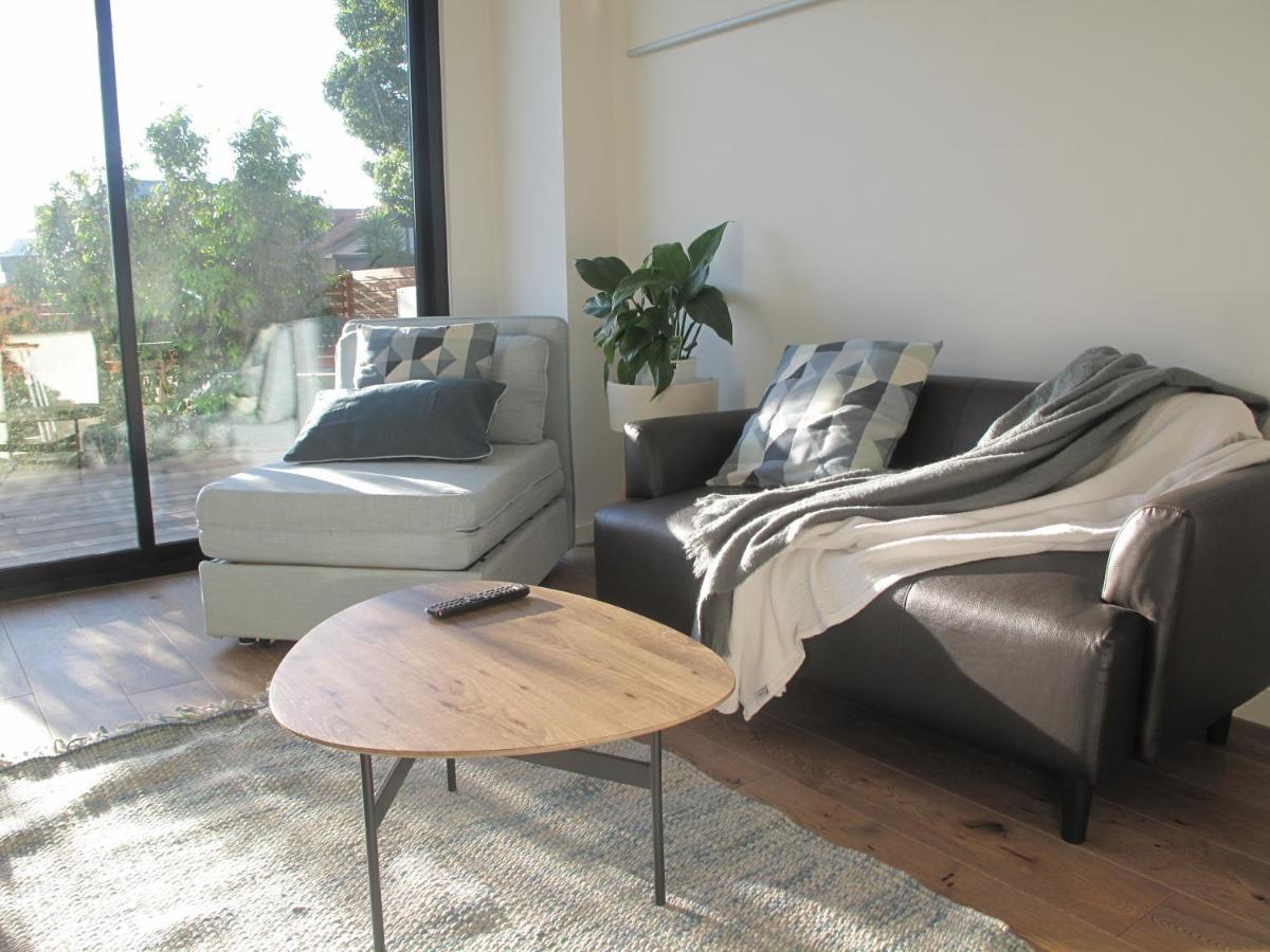 Modern 3 Bedroom Apt With Free Parking, Netflix, Wifi & Welcome Wine By Bnb Pro Мельбурн Екстер'єр фото